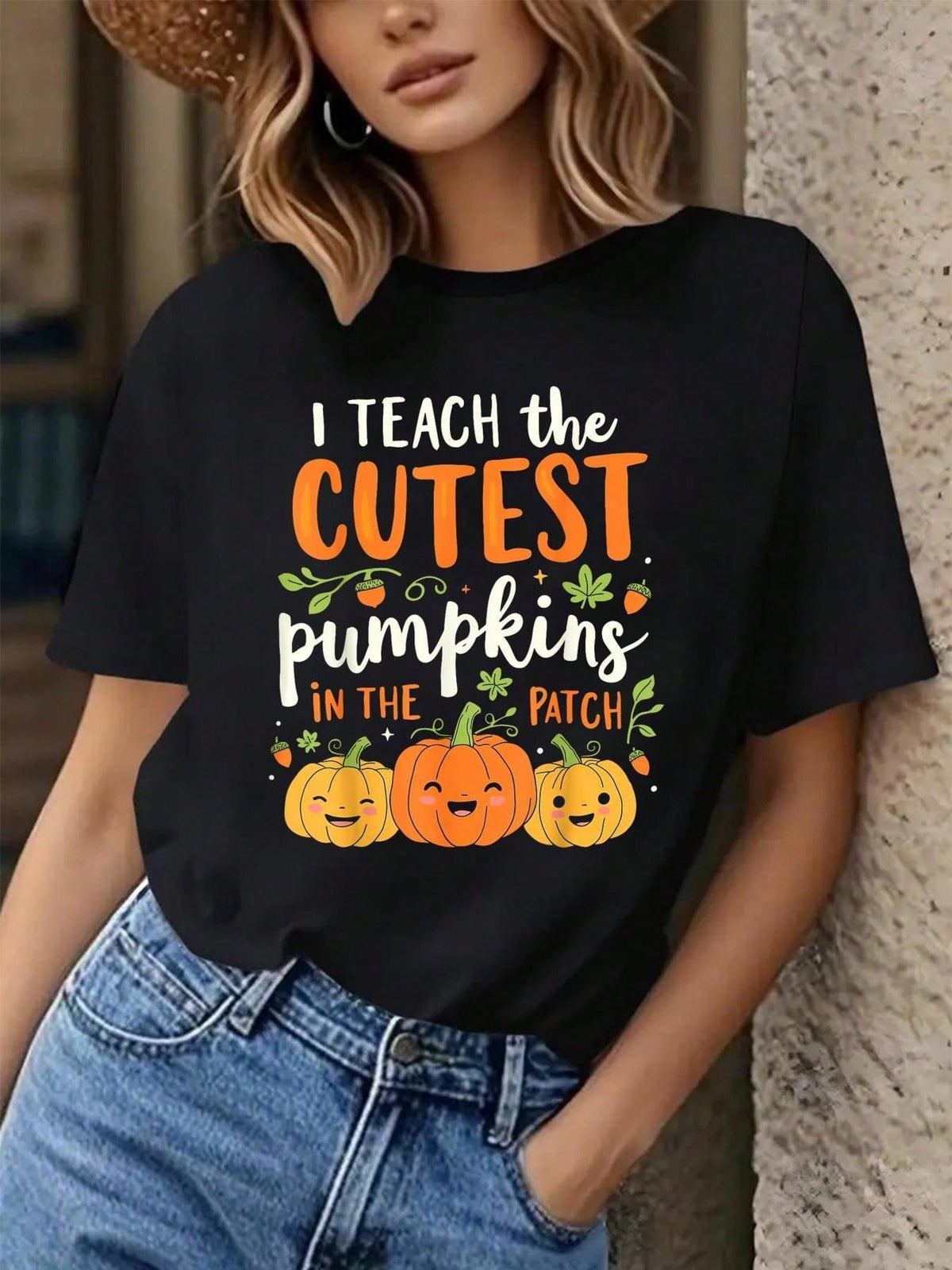 Women’s I Teach The Cutest Pumpkins In The Patch Teacher Graphic Short Sleeve T‑Shirt, Crew Neck Autumn Thanksgiving Casual Tee