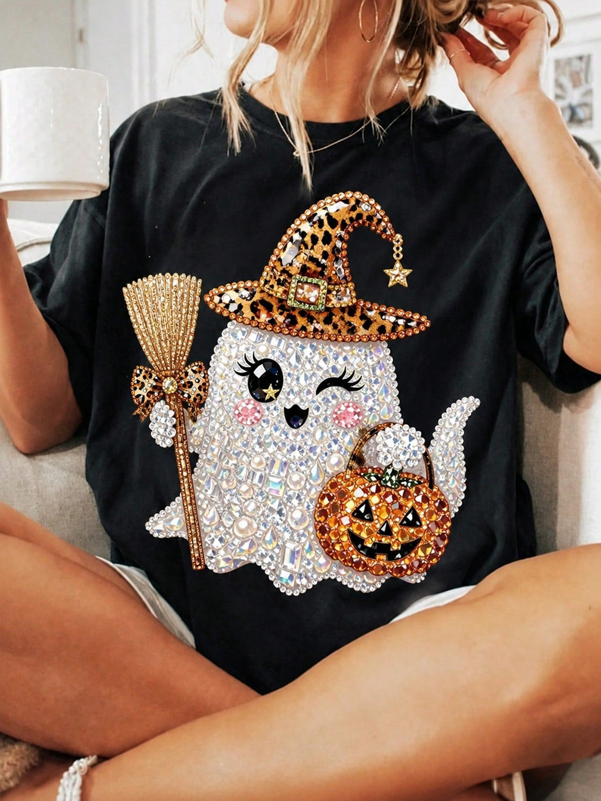 Women Halloween Cute Pearl Ghost Print Crew Neck Short Sleeve Tee,Summer/Fall Halloween Clothing，Women Tshirts