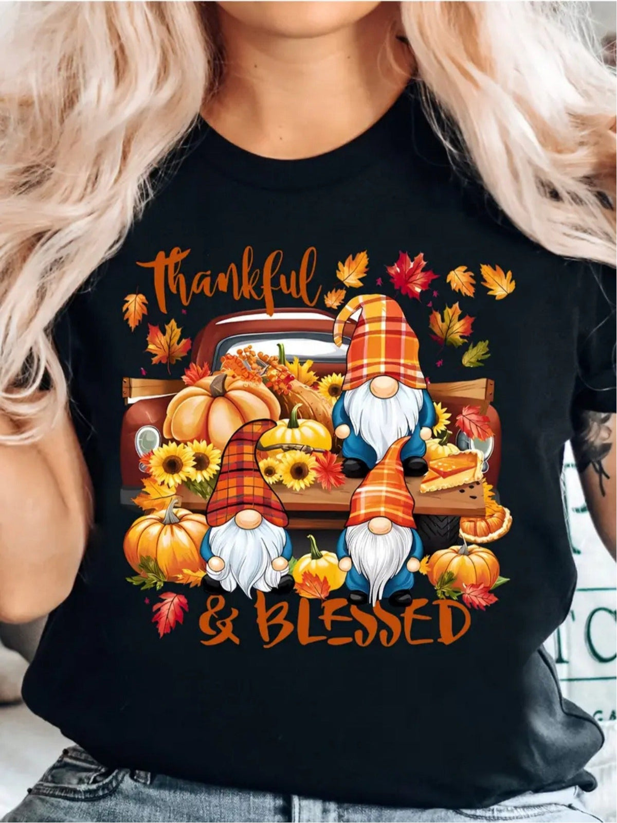 Thankful & Blessed Fall Gnome Vintage Truck Graphic Short Sleeve T‑Shirt, Pumpkin Maple Leaf Sunflower Thanksgiving Casual Holiday Tee Top
