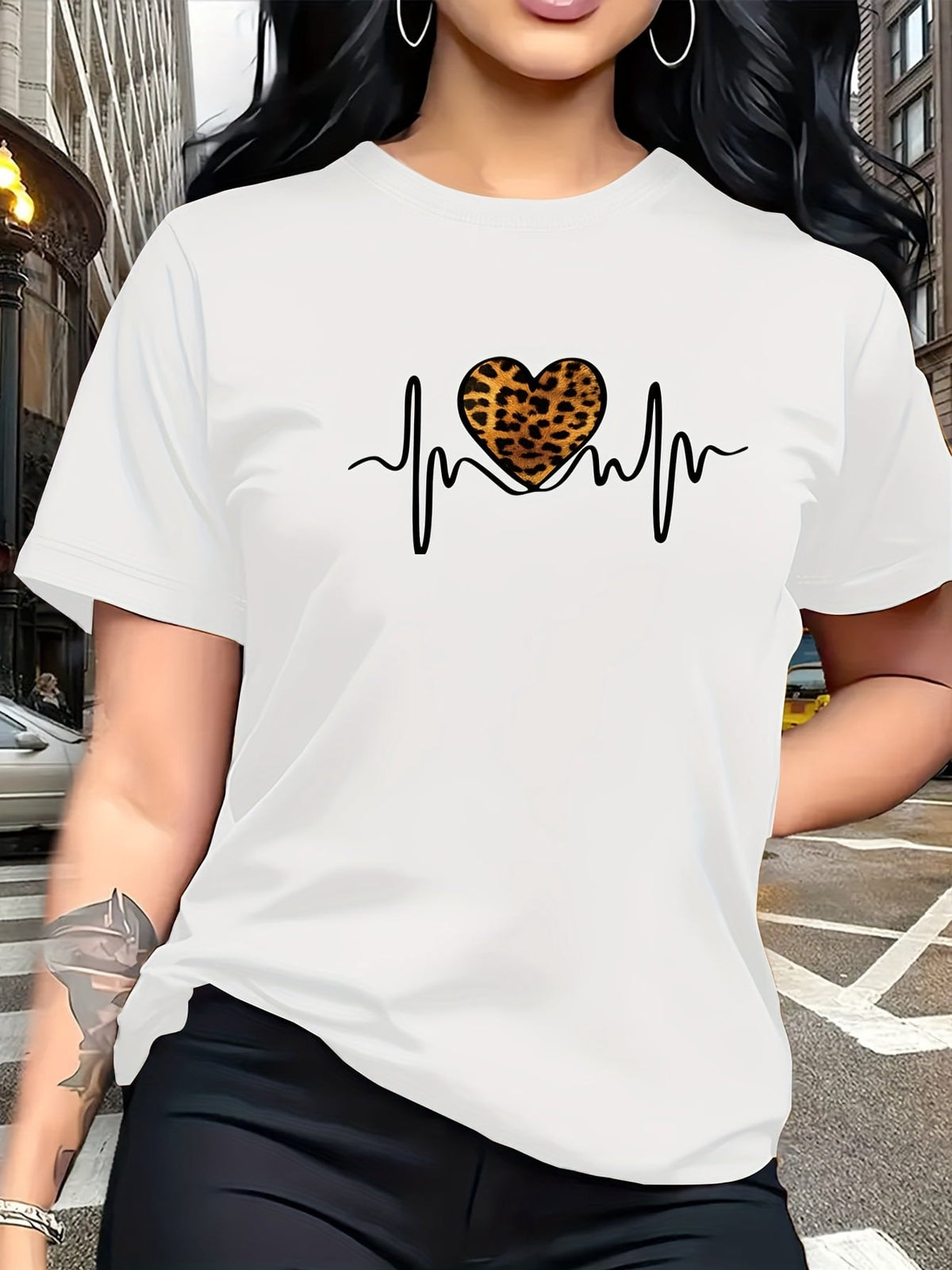 Women’s Leopard Print Heart EKG Heartbeat Graphic Short‑Sleeve T‑Shirt, Trendy Wild‑Style Round Neck Casual Top for Women