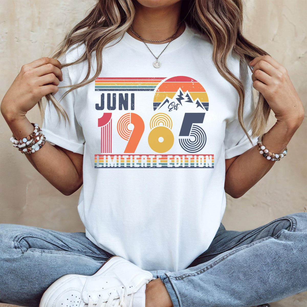 Unisex Retro June 1985 Vintage Mountain Sunset Graphic Short‑Sleeve T‑Shirt, 40th Birthday Gift Crew Neck Casual Nostalgic Top